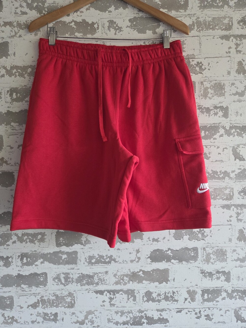 ​Nike Sportswear Club Fleece Cargo Shorts Red Men's Size M CZ9956-657